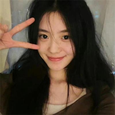 雨中的女人